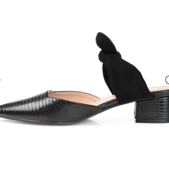 NWT Journee Collection black slip on pointed toe mules size 6 - Picture 3 of 10